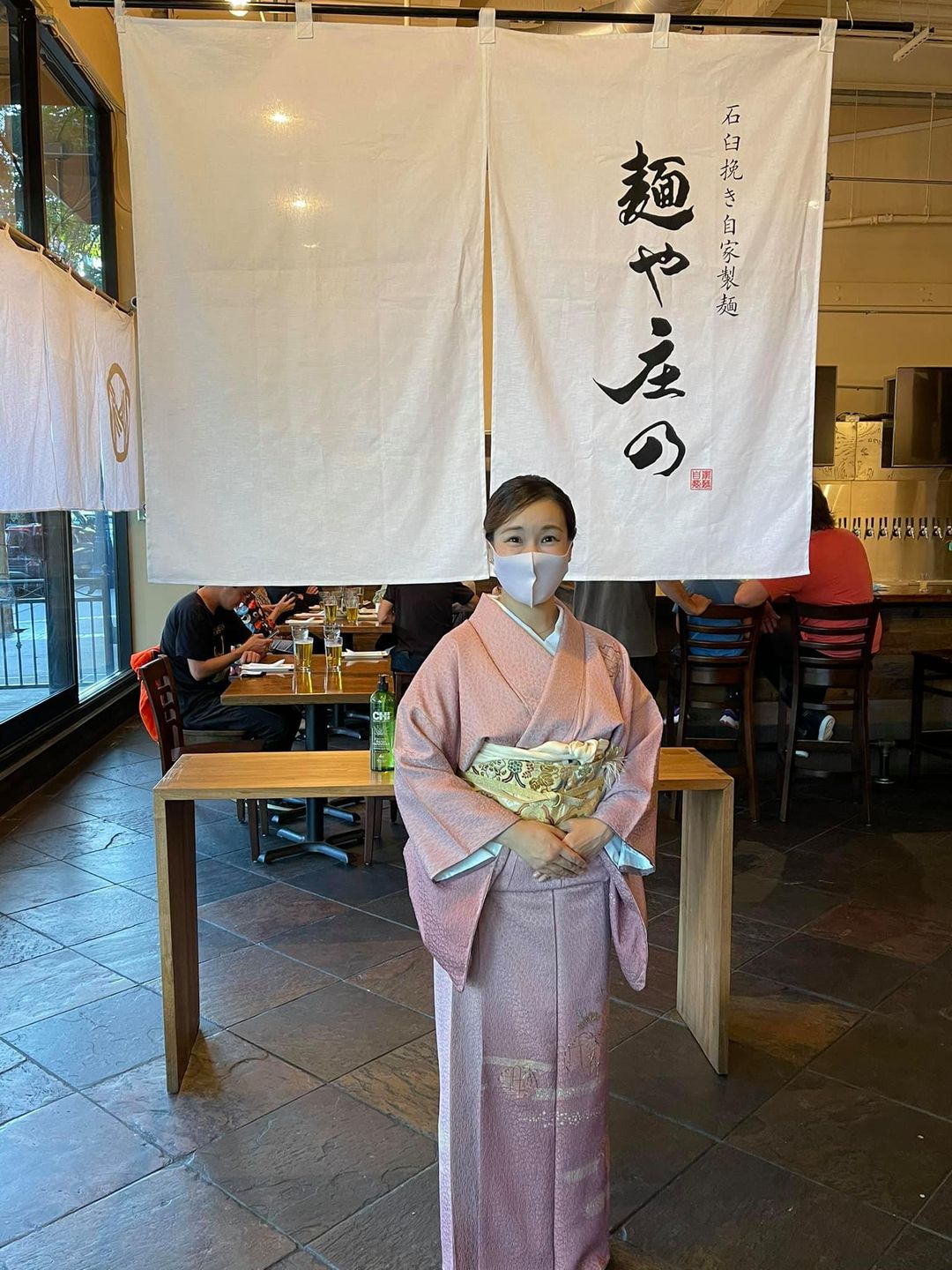 オープン初日から行列ができていた